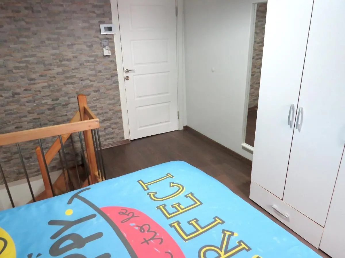 Istanberry - Happy Economy Apartments Istanbul 0*,